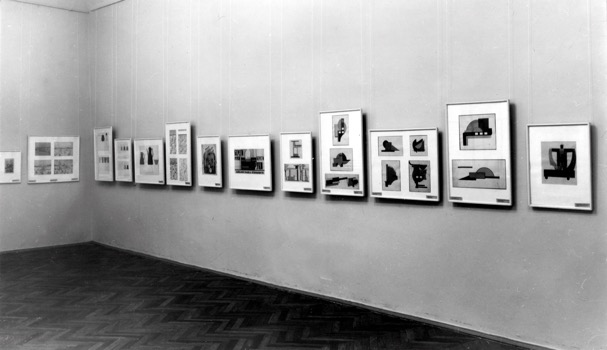 Выставка произведений в залах ЛОСХ. 1984.